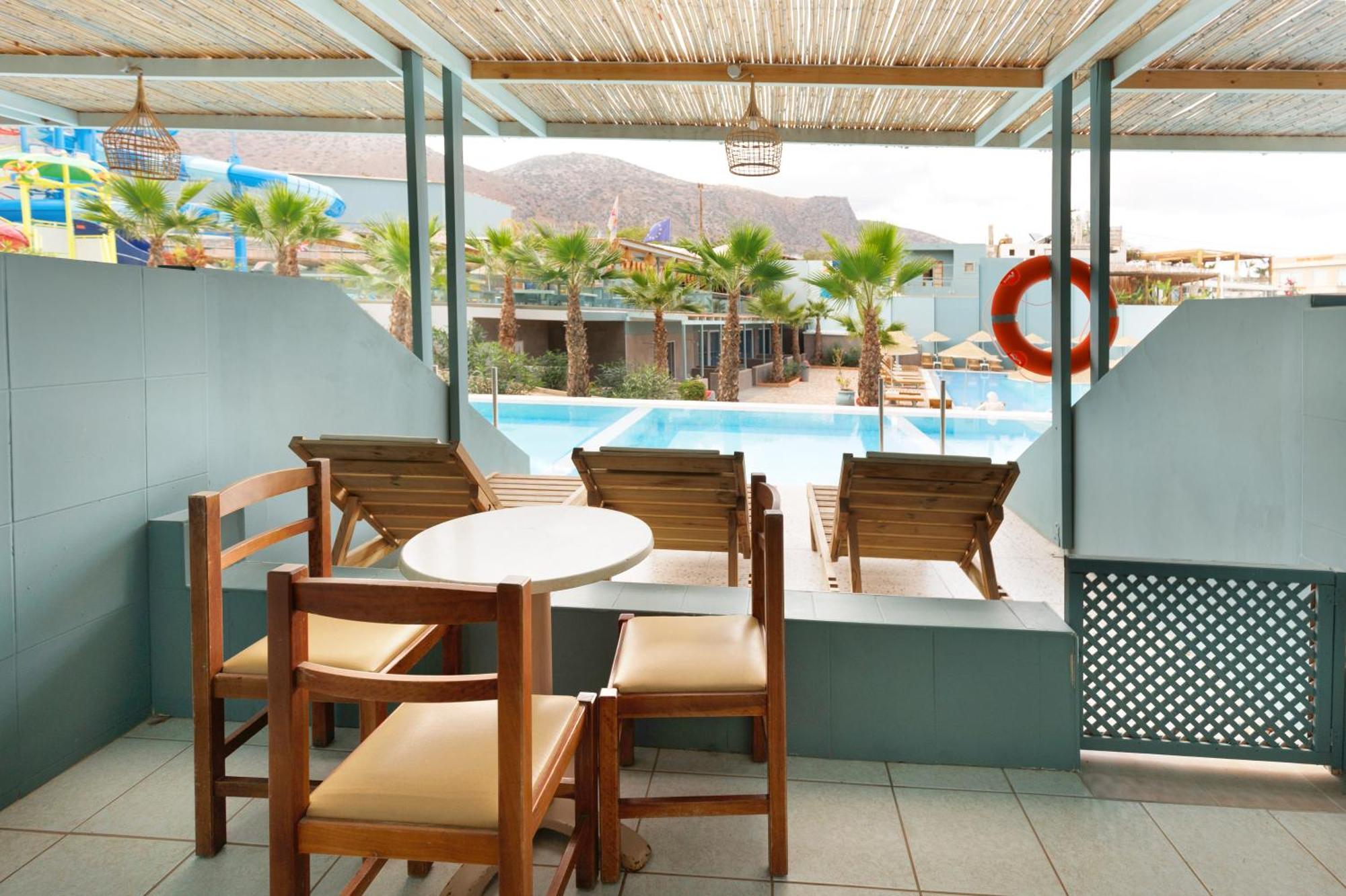 Sunbay Hotel แอร์ซอนิสซอส ภายนอก รูปภาพ